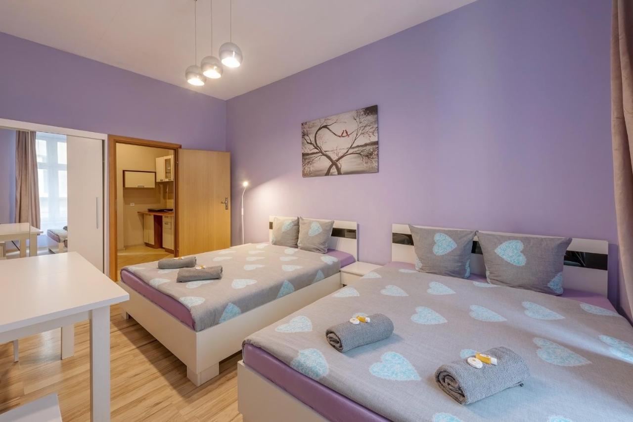 70S Guest Room Krakow Exterior photo