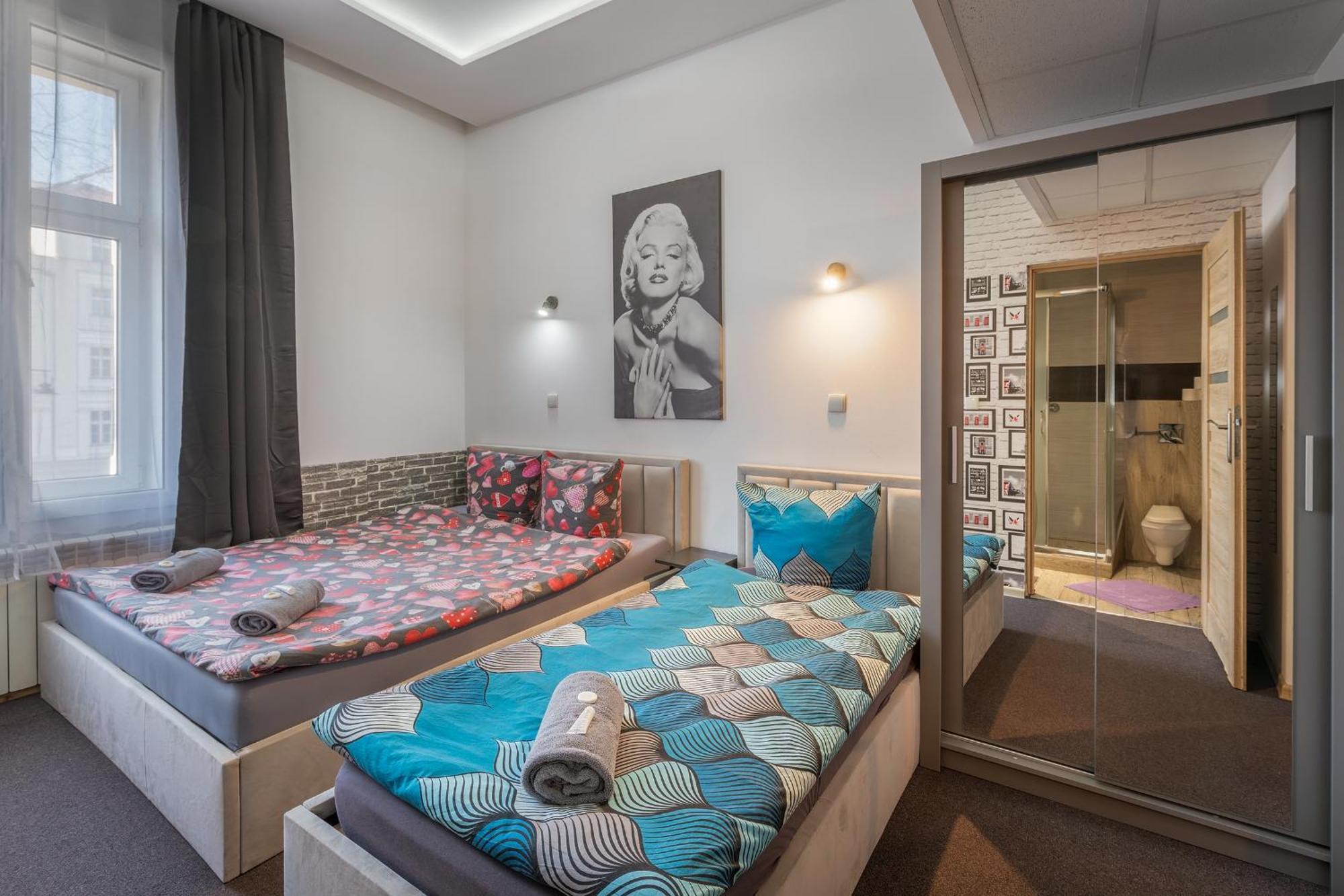 70S Guest Room Krakow Exterior photo